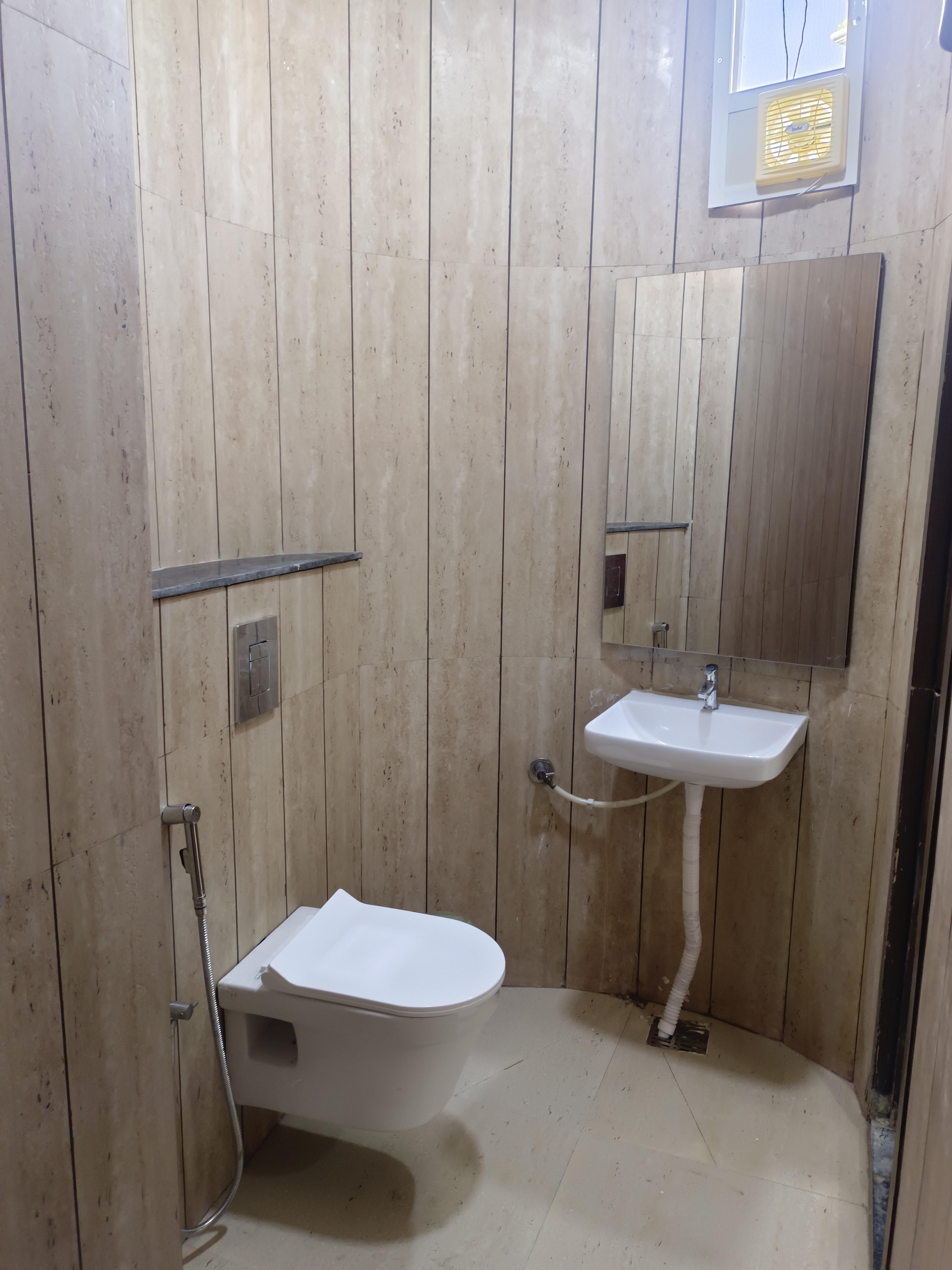 Hotel Apple Palace Bathroom