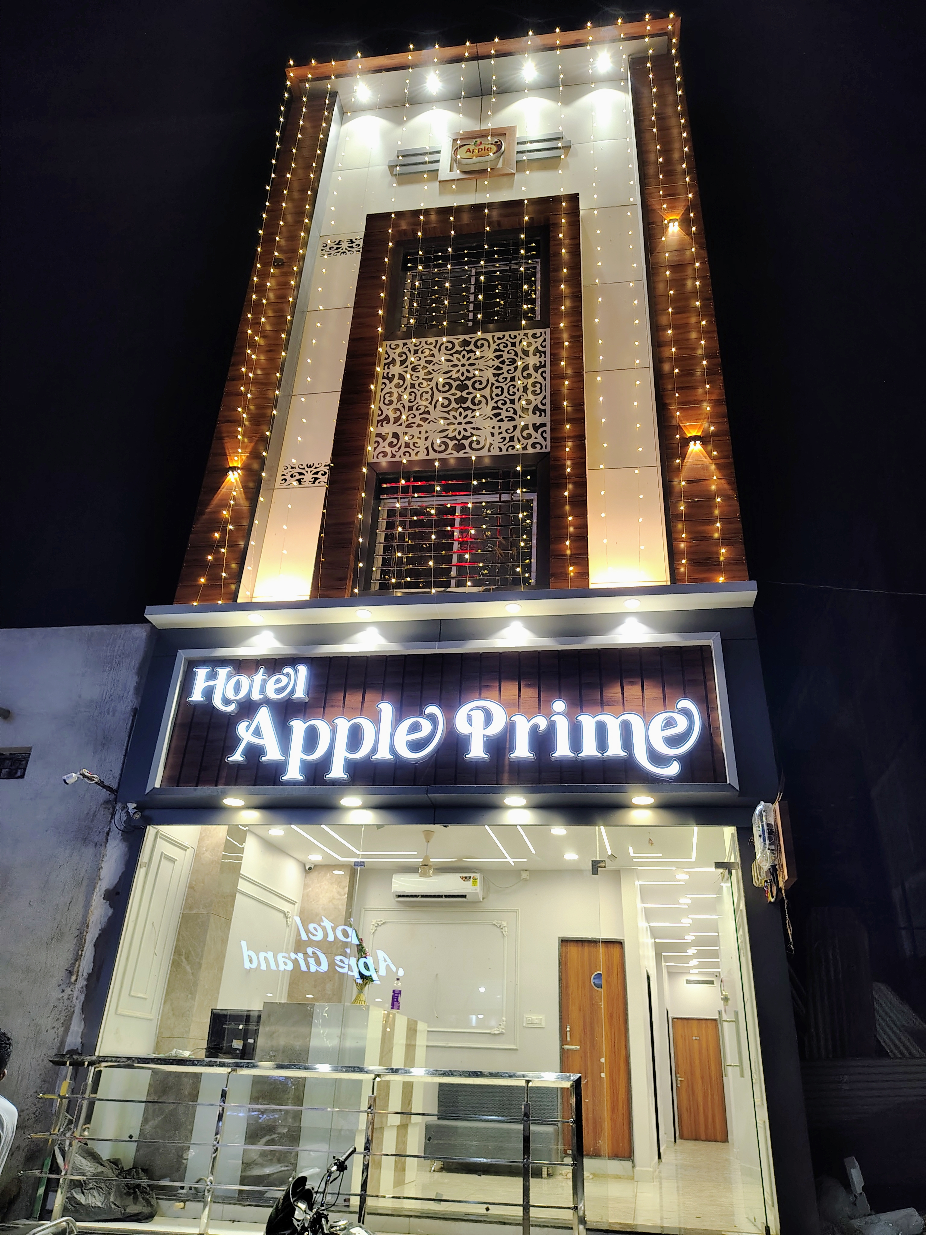 Hotel Apple Prime Exterior